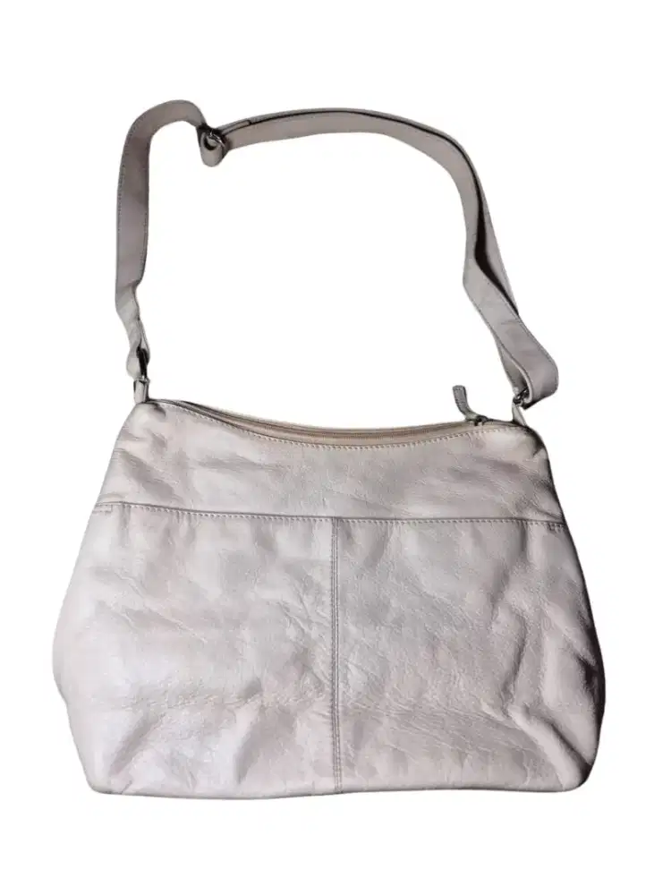 SHOULDER/SLING BAG, cocok untuk digunakan sehari hari atau ke pesta