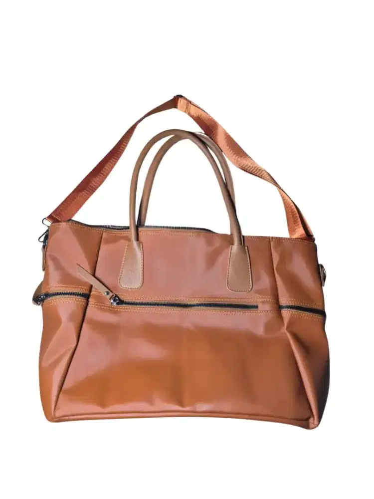 SHOULDER BAG,  cocok digunakan untuk sehari hari,  kuliah, atau kerja
