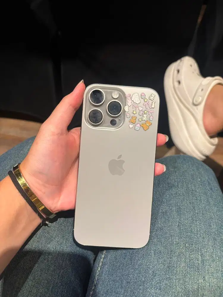 IPHONE 16 PRO MAX 256GB natural titanium pemakaian cewe (inter)