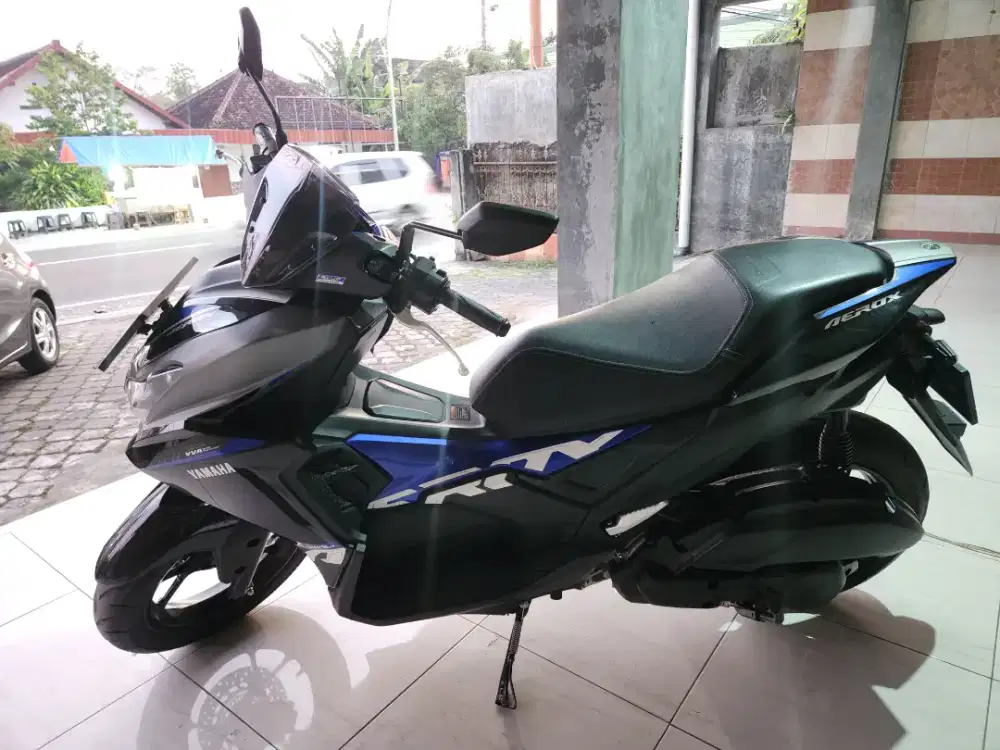 Aerox alpha grey 2025 low km Gbm