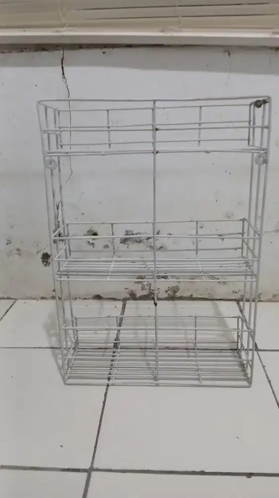 2 Rak Piring Bisa Buat Nempel Tembok