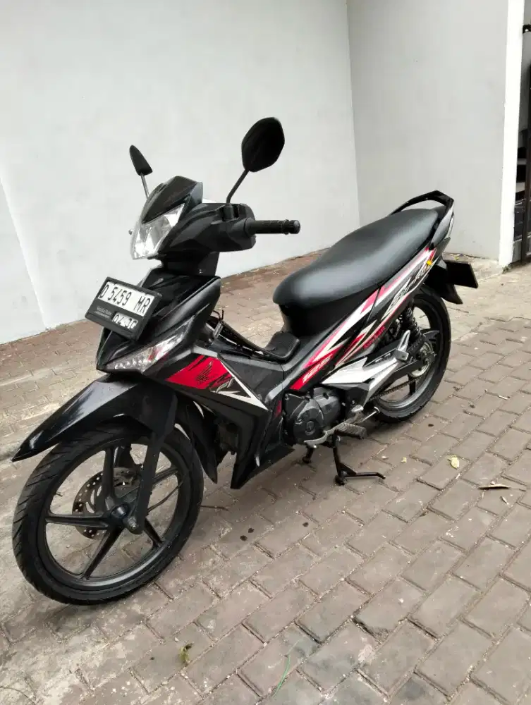 Honda Supra X 125 Fi Ddisk THN 2015 Mulus Siap Pakai Saja