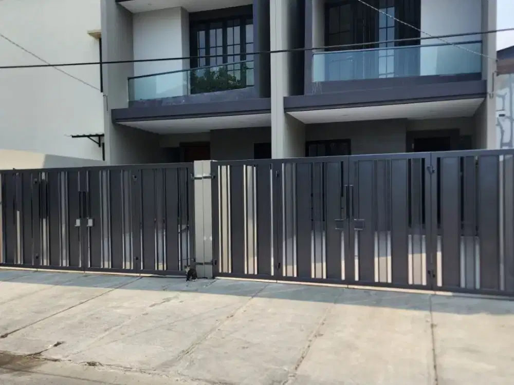Ton - Dijual Rumah Bran New Meruya Dekat Puri Indah Mall Jakarta Barat