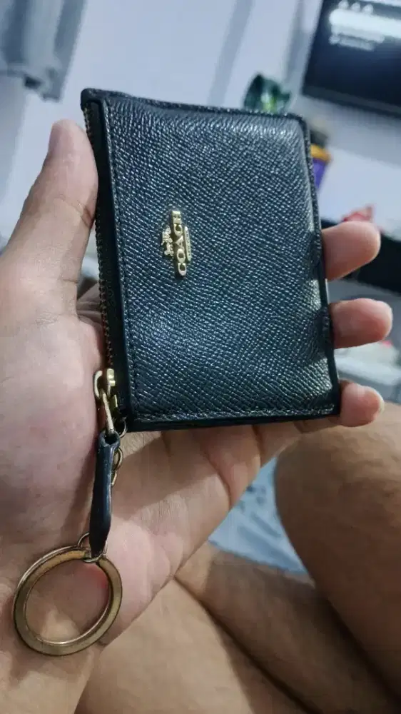 Dompet or Wallet Coach