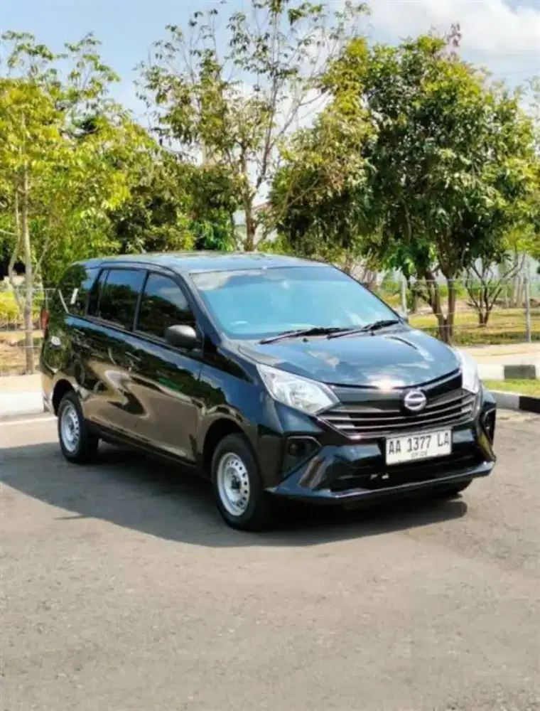 DAIHATSU SIGRA 1.0 D MT 2023