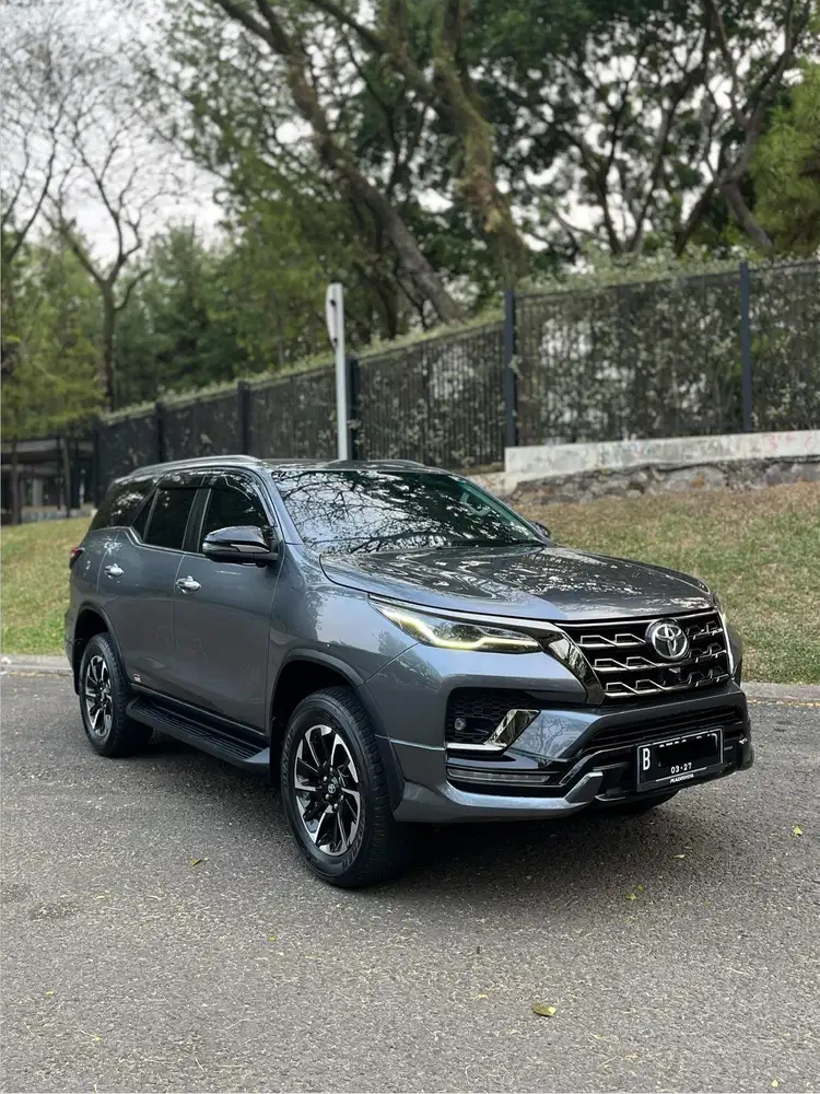 Toyota Fortuner 2.8 GR 2022 LOW KM