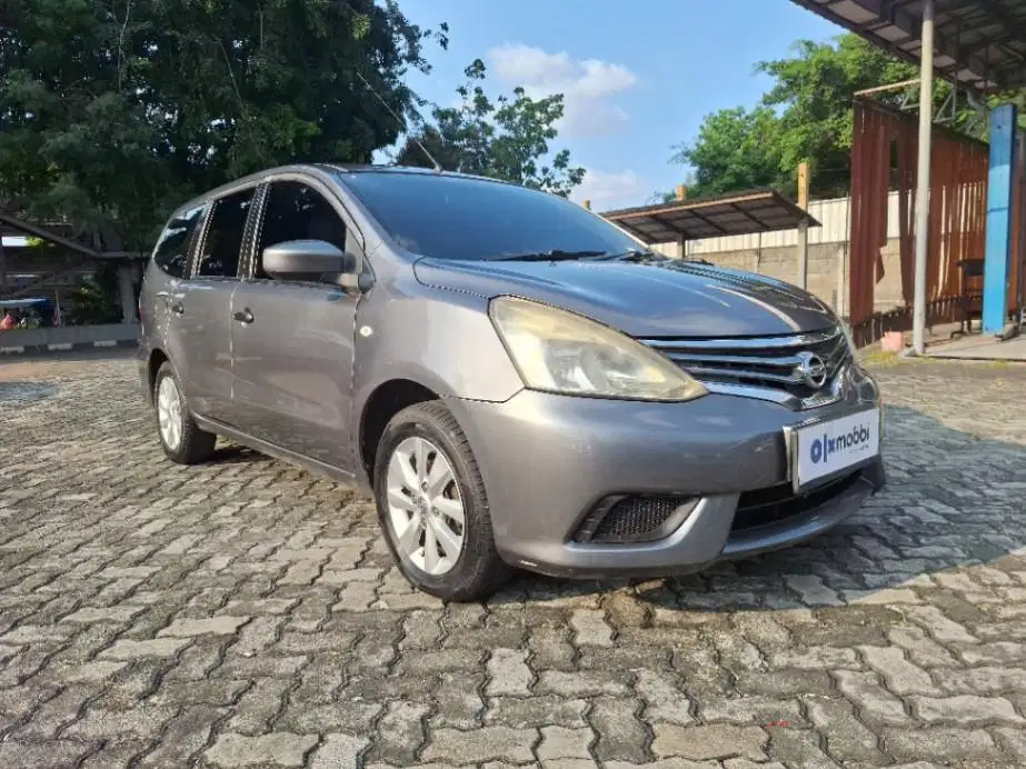 Nissan Grand livina AT 2014 JVK