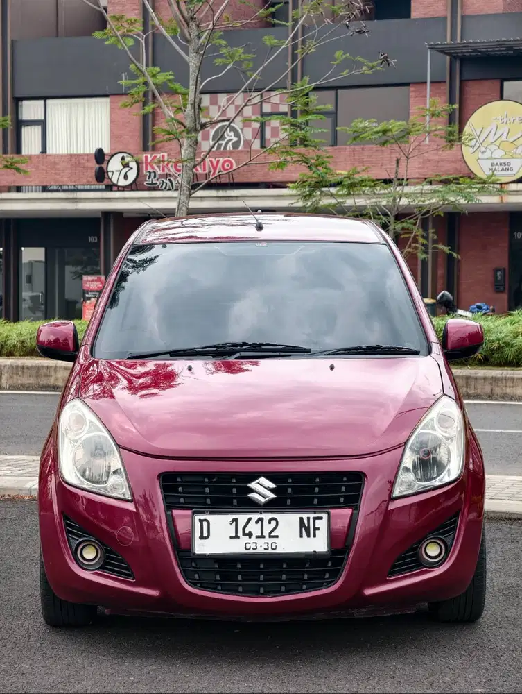Suzuki splash gl matic 2013 marun