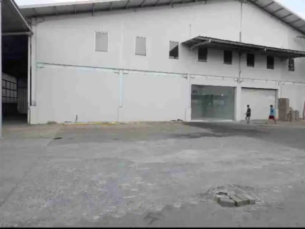 Gudang (ex Pabrik) Kawasan Blessindo Luas tanah 3650 meter