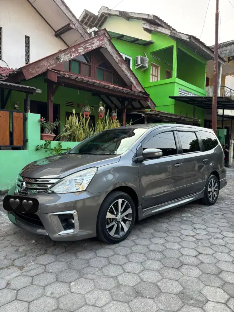 Jual mobil grand livina th 2015