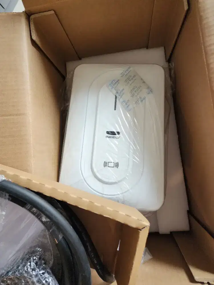 Wall Charger Geely EX2 Baru Original