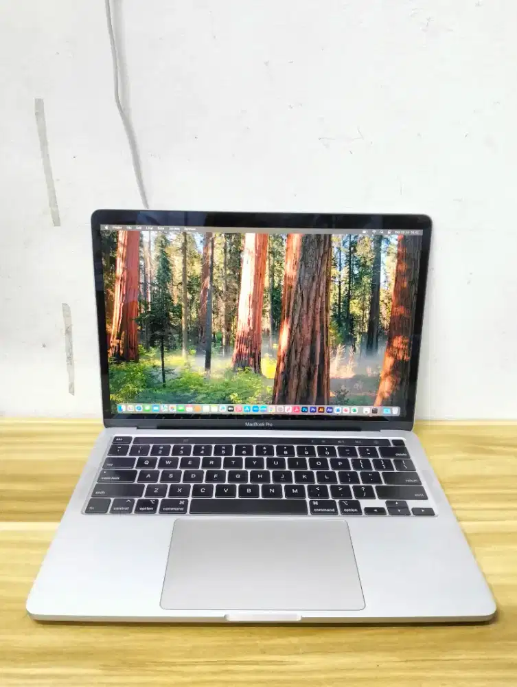 MacBook Pro 2020 Touchbar Intel Core i5 Ram 16GB SSD 256GB