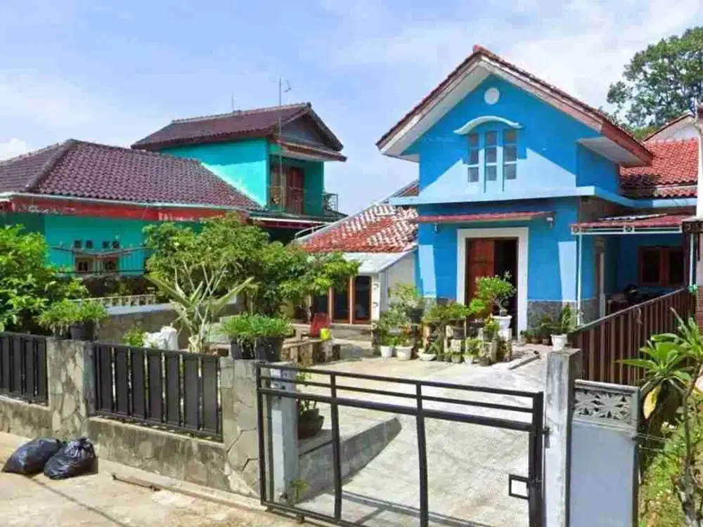 Dijual Rumah dengan Taman Luas di dekat Ciherang IPB
