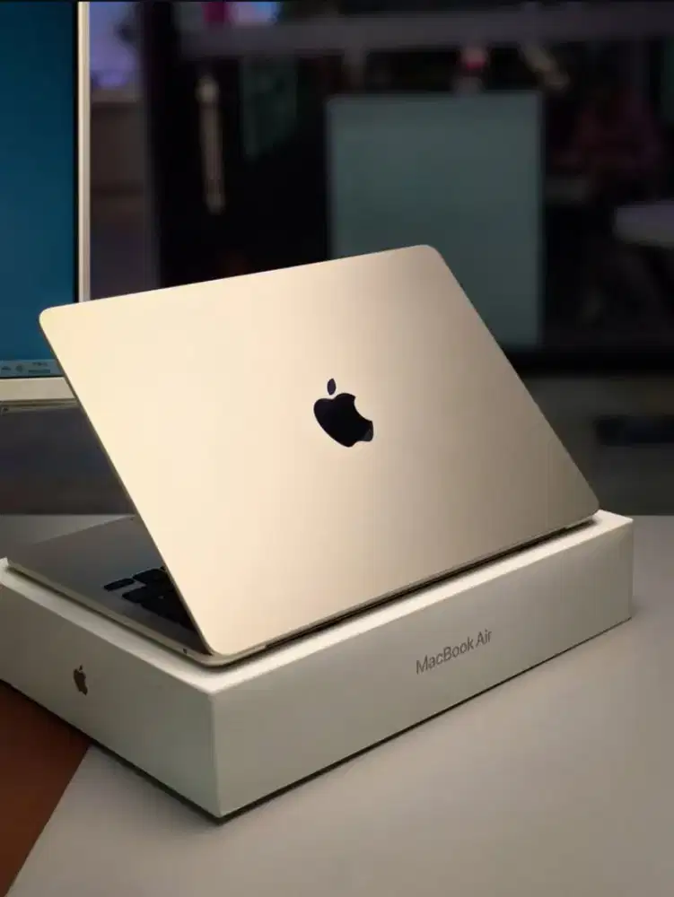 Terima Jual Beli Macbook Pro Air M1 M2 M3 M4  M5 iPhone iPad Ditampung