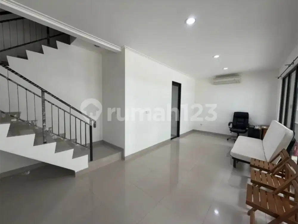 Disewa Cluster Pik 2 Extension Uk 8X10 Semi Furnish Siap Huni