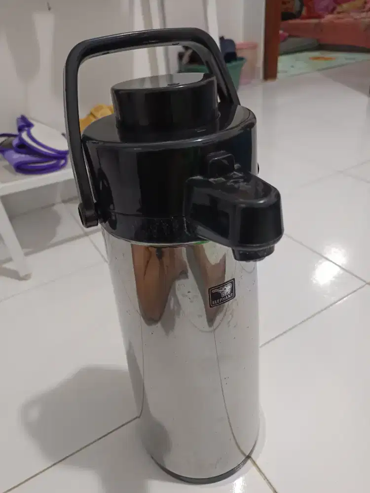 Dijual Airpot/Pompa Air Panas Elephant Original kapasitas ±2,5 liter.