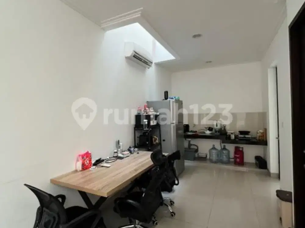 Disewa Rumah Pik 2 Uk 4X15 Semi Furnish Siap Huni