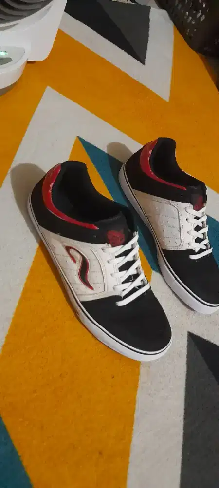 Sepatu Adio Rare Kenny V2 Suede 2010
