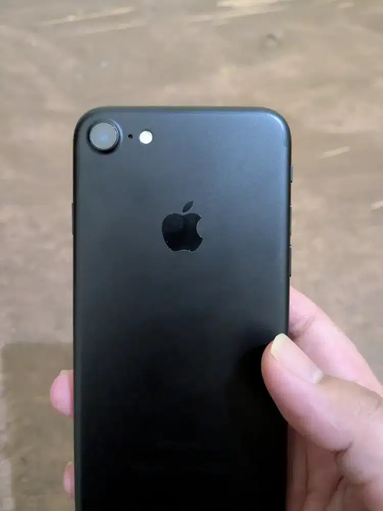 iPhone 7 32GB resmi iBox PA/A second