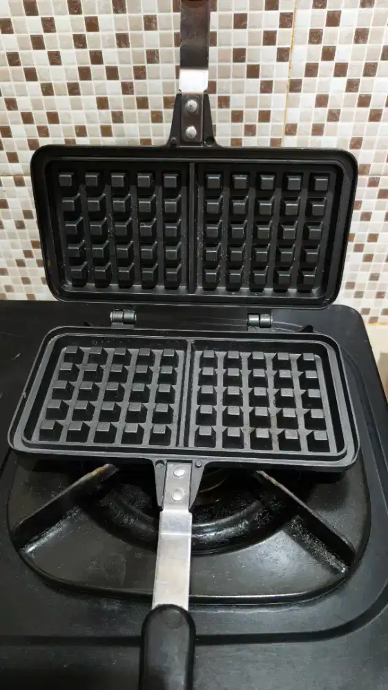 Cetakan waffle preloved