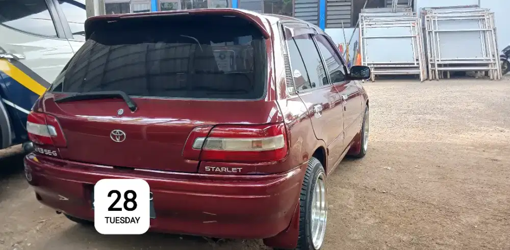 Starlet Kapsul 1.3 tahun 95