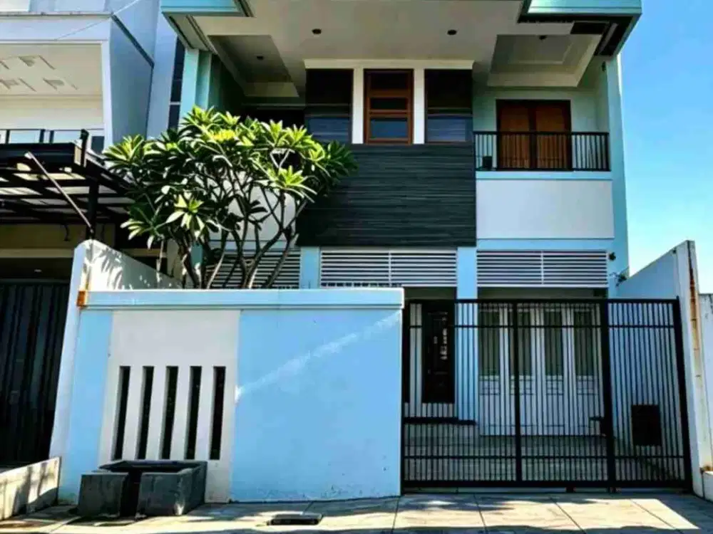 Rumah Mewah Jl. Halmahera Semarang