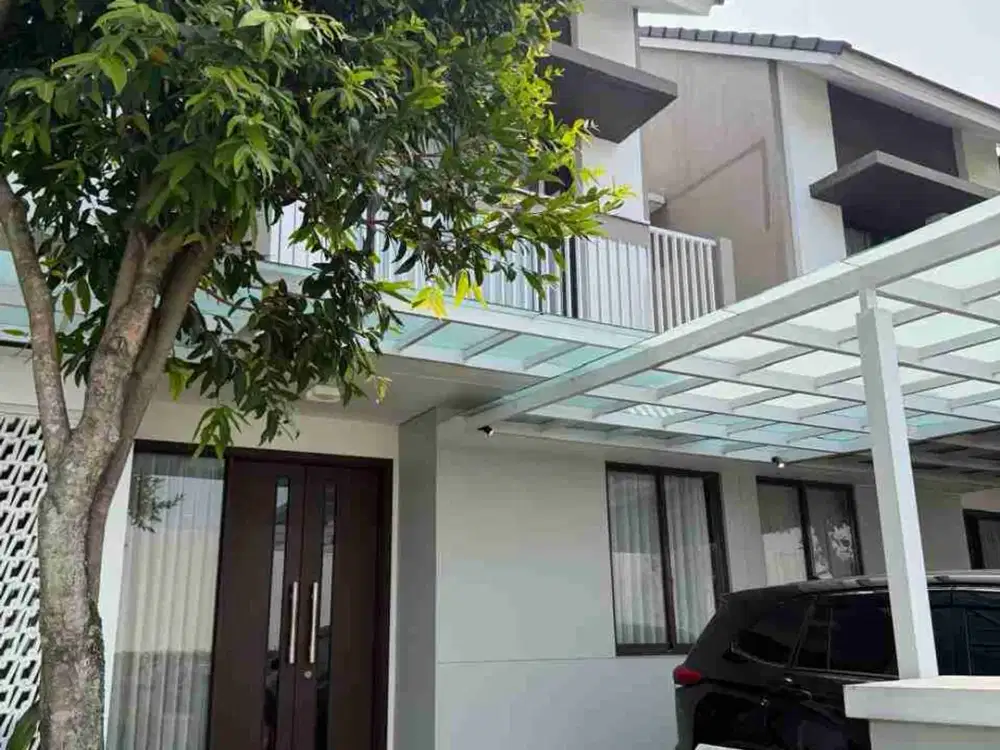 Rumah Chynthia  semi furnish siap huni KT 4+1, canopy depan dan belakang, AC 3, kulkas 1, dispenser 1, bed 1, sudah ada gordyn, semua toilet baru
