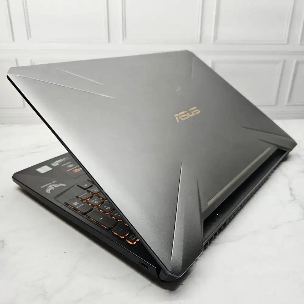 ASUS TUF GAMING FX505 Core i7 GEN8 GTX1050 RAM 16/256+1TB SIAP PAKAI