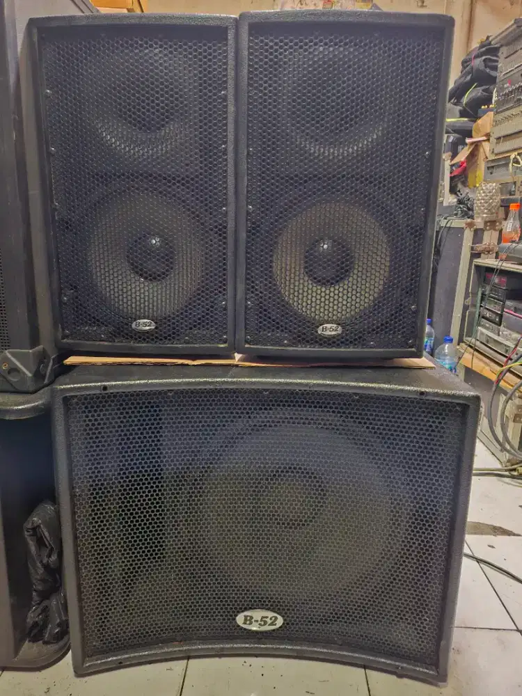Speaker aktiv B52 matrix v2
