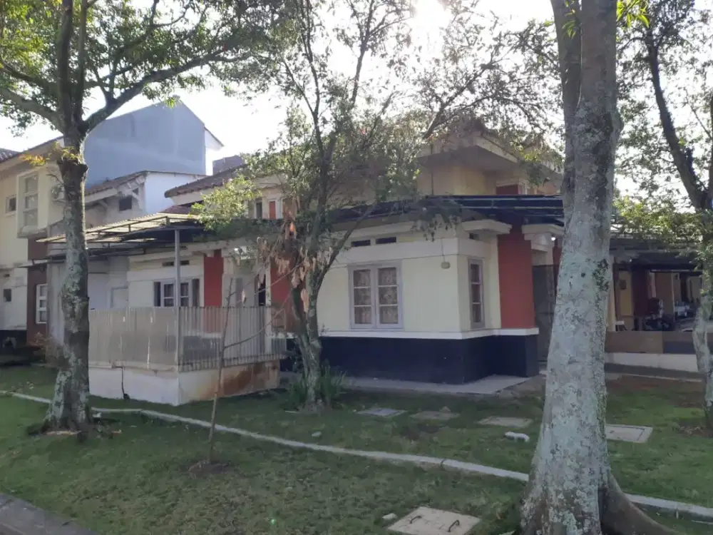 Disewakan rumah jingga negara Kota Baru Parahyangan