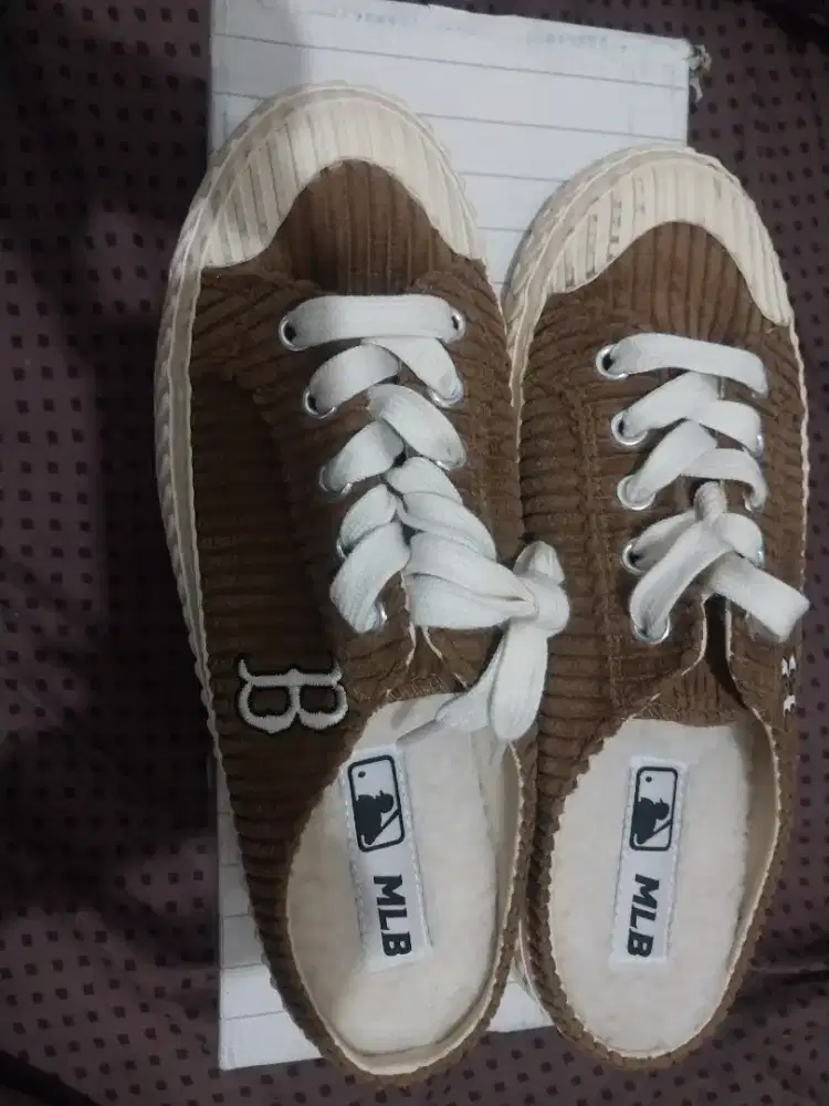 jual sepatu MlB korea