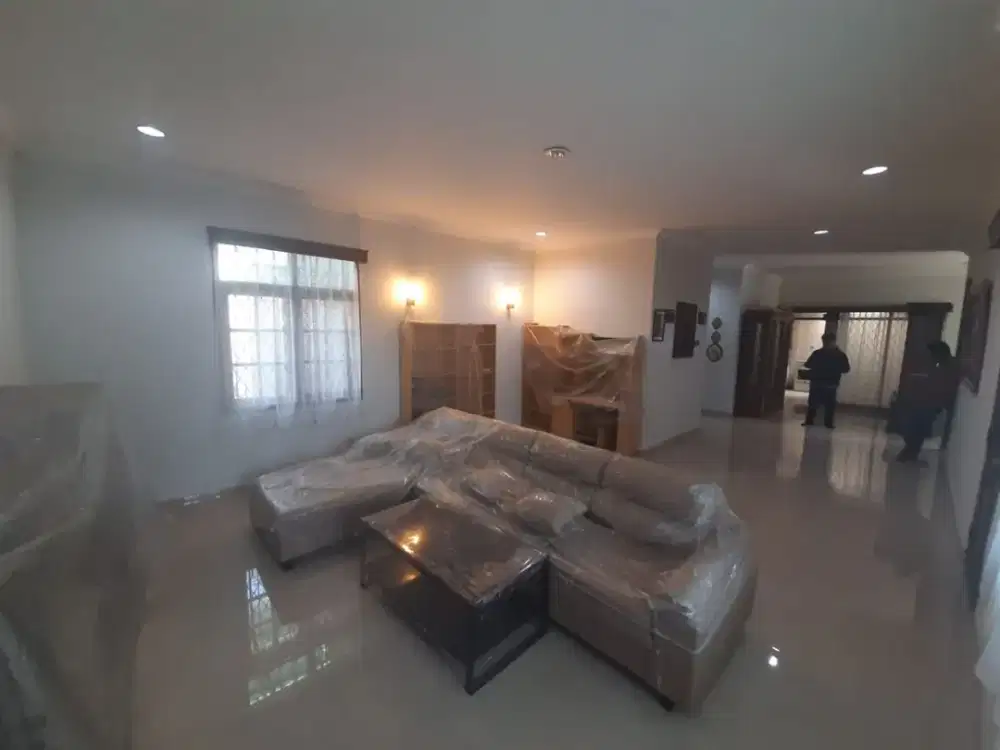 DIJUAL MURAH RUMAH HOOK ARCAMANIK ANTAPANI DEKAT SPORT JABAR KOTA BANDUNG FULL FURNISHED