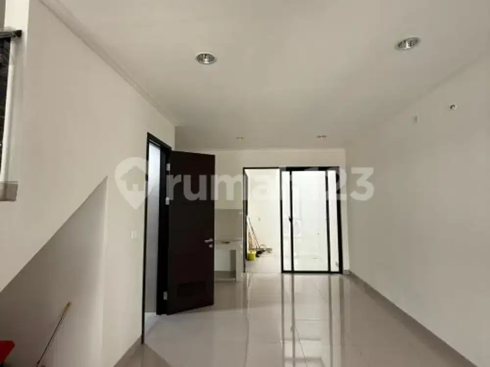 Disewakan Rumah Pik2 Millenial Uk 4,5X15 Unfurnish Ready