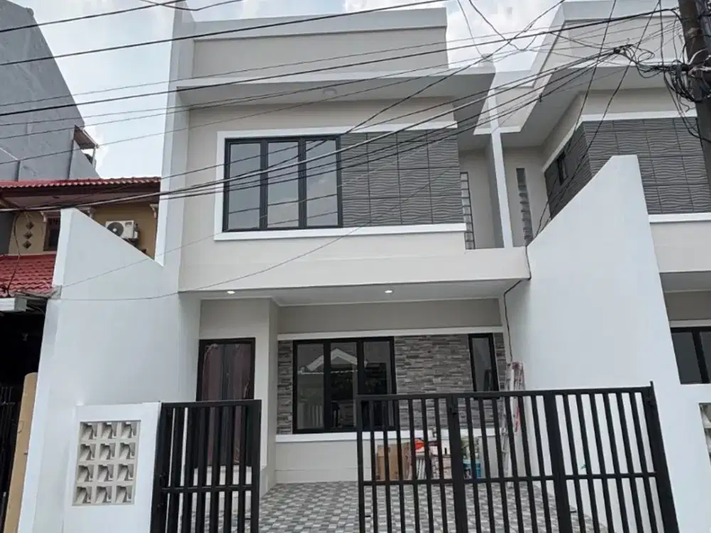 Rumah Baru 2 Lantai 3 Kamar Hadap Utara di Sektor 6