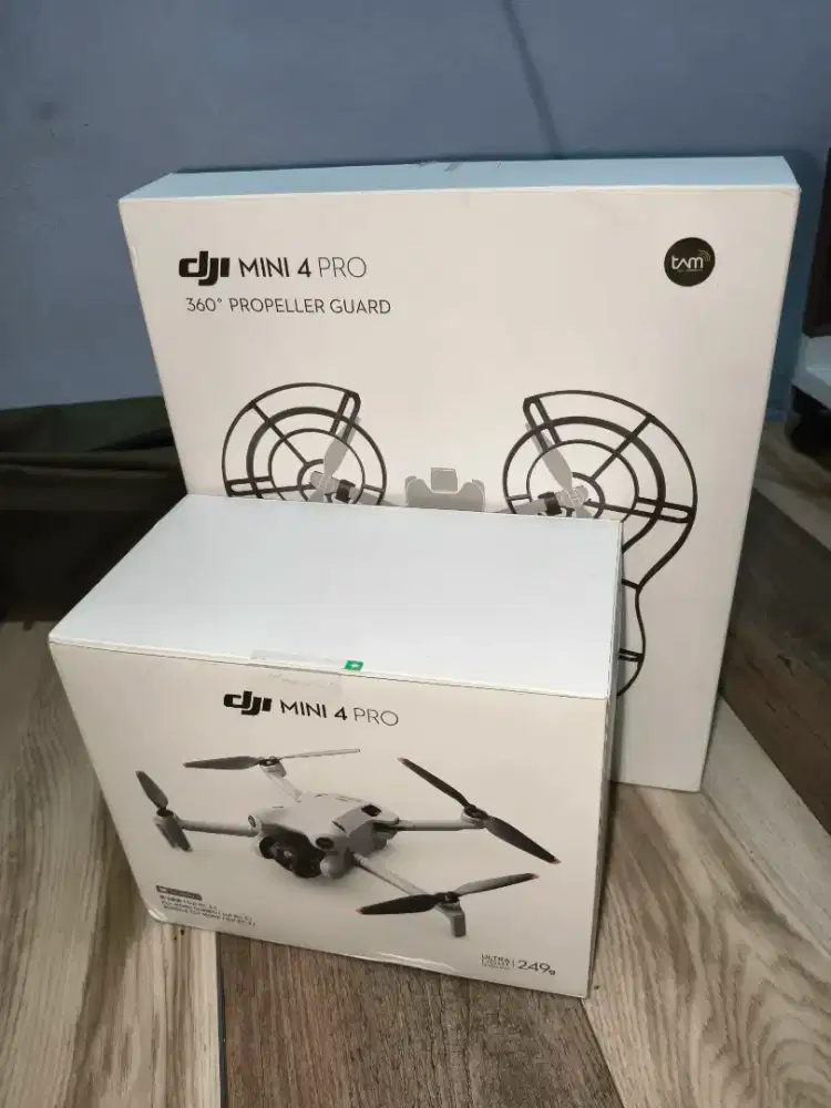 DJI MINI 4 PRO FLY MORE COMBO