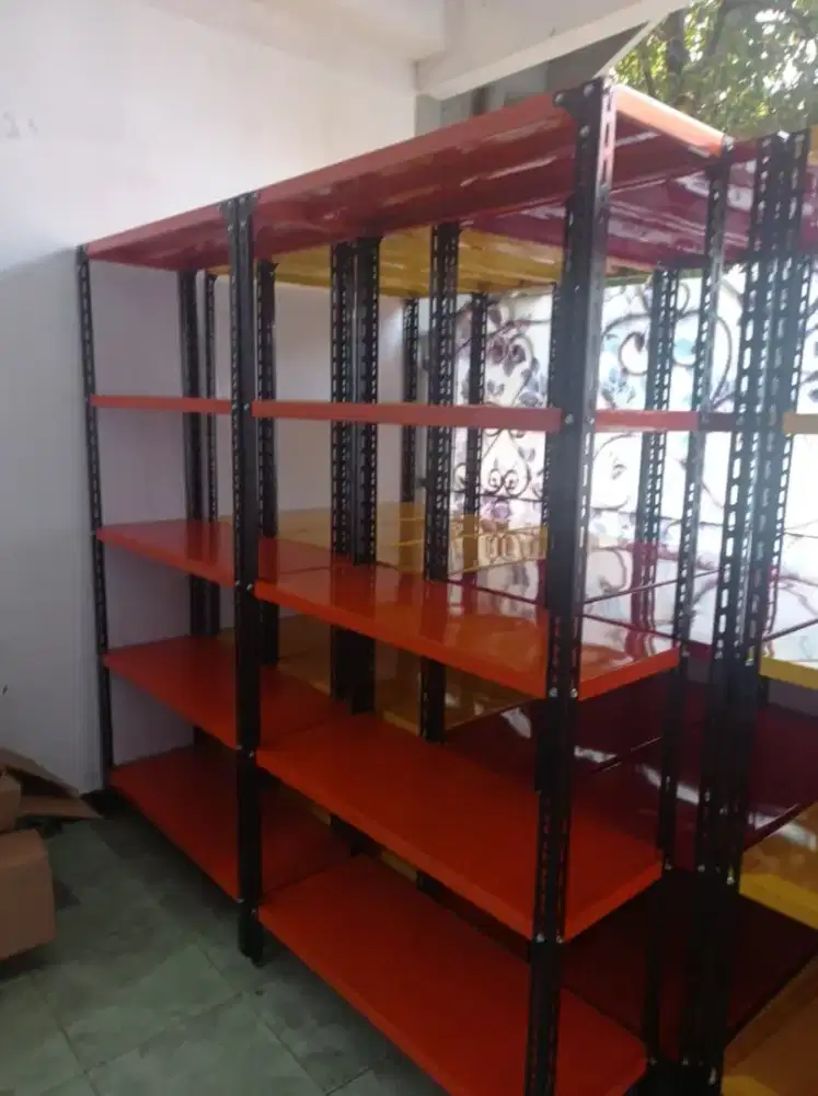RAK BESI PERLENGKAPAN RUMAH
