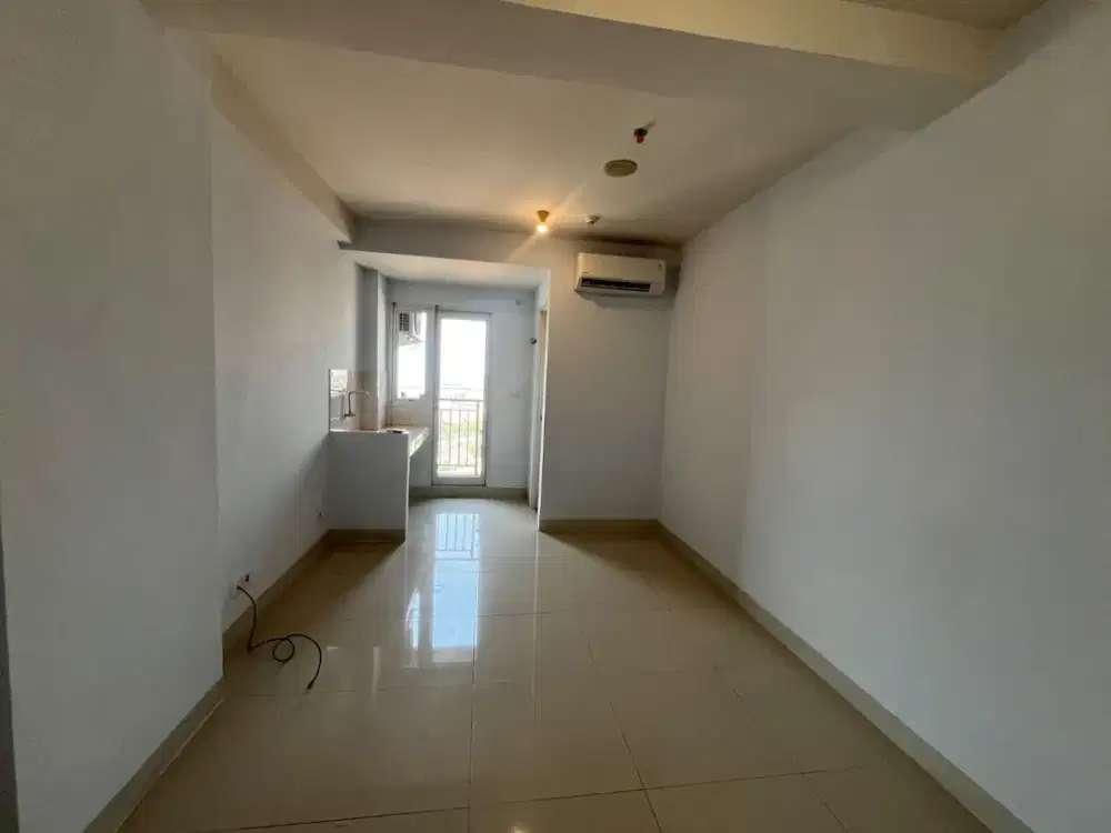 Disewakan Studio Oak Tower B Pulo Gadung – Lantai Tinggi, View Jalan, Hadap Timur, Unfurnish