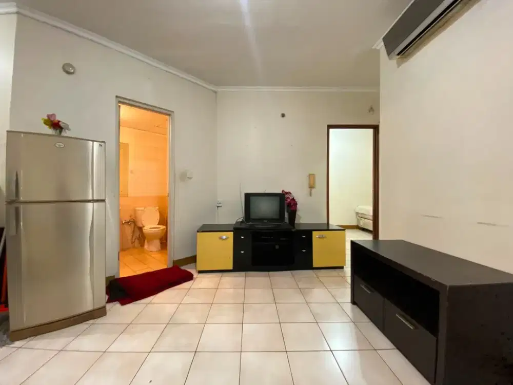 Disewakan Unit Mediterania Garden Residences 1, 2BR, Best View