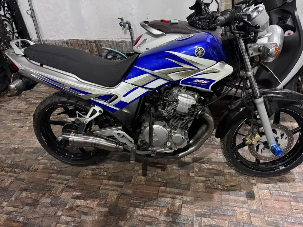 Scorpio 2 slinder