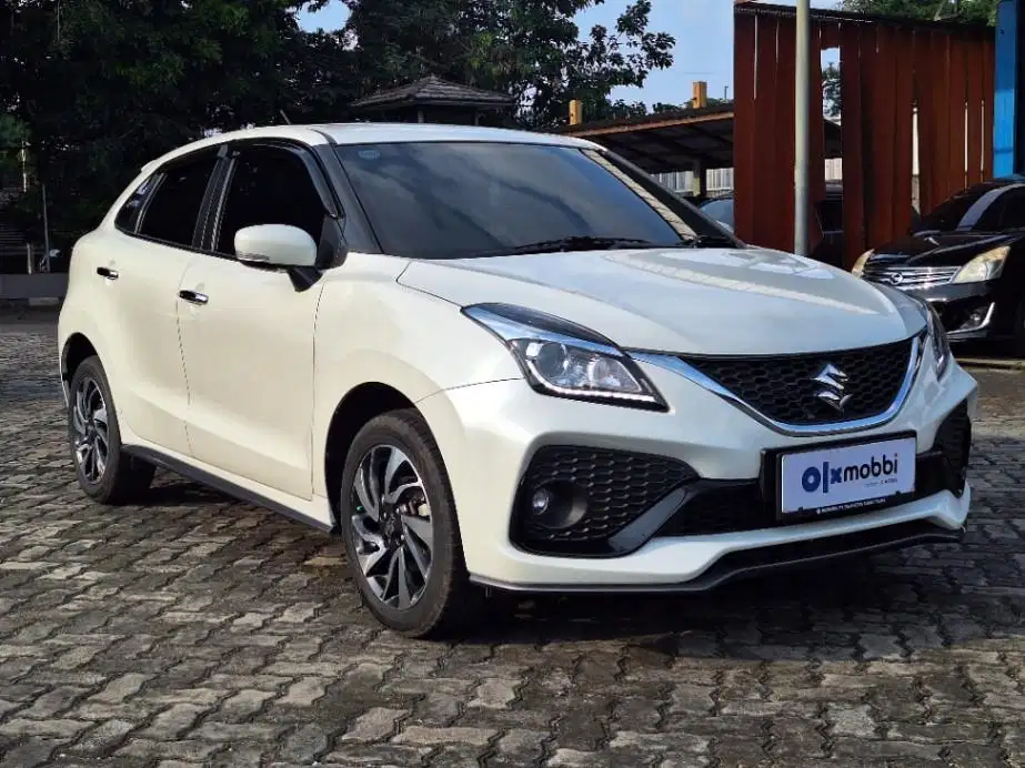 Cash dan Credit Suzuki Baleno AT 2021 UBF