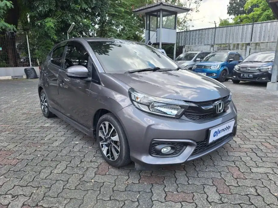 Cash dan Credit Honda Brio AT 2021 7NN