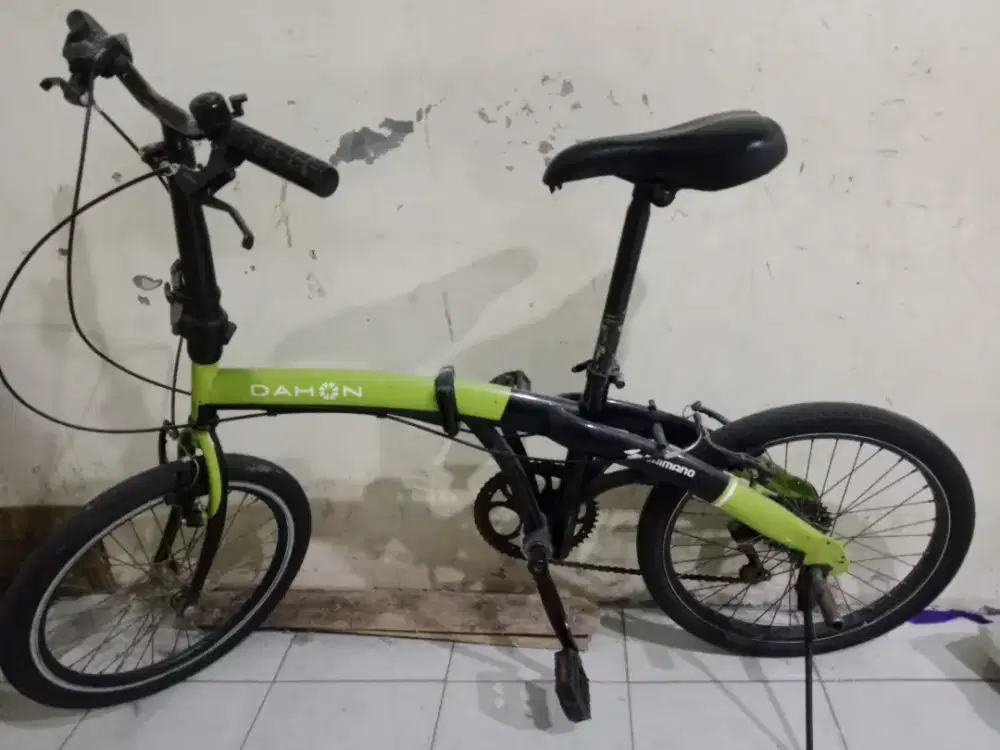 Sepeda lipat seken