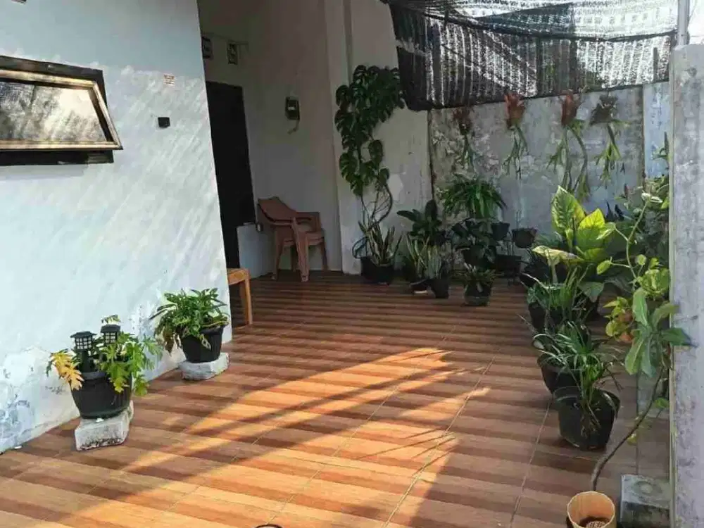 Rumah di komplek DPR pondok ranji