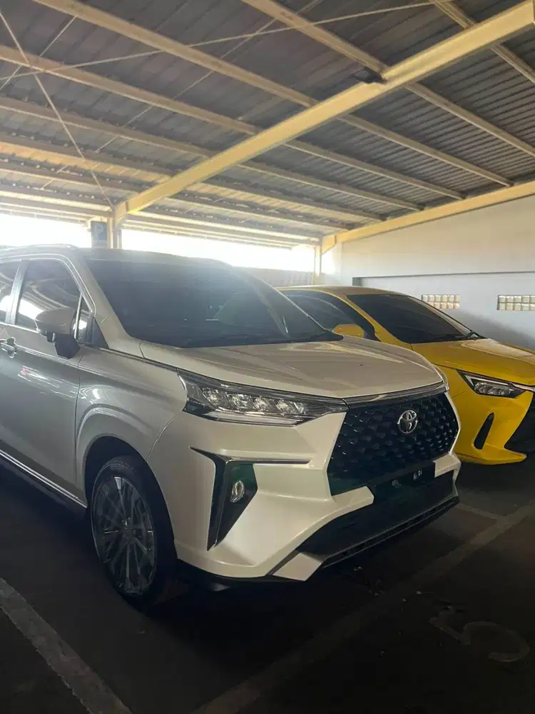 Toyota Veloz V HEV ( Hybrid ) Banyak Promo Toyota Disini