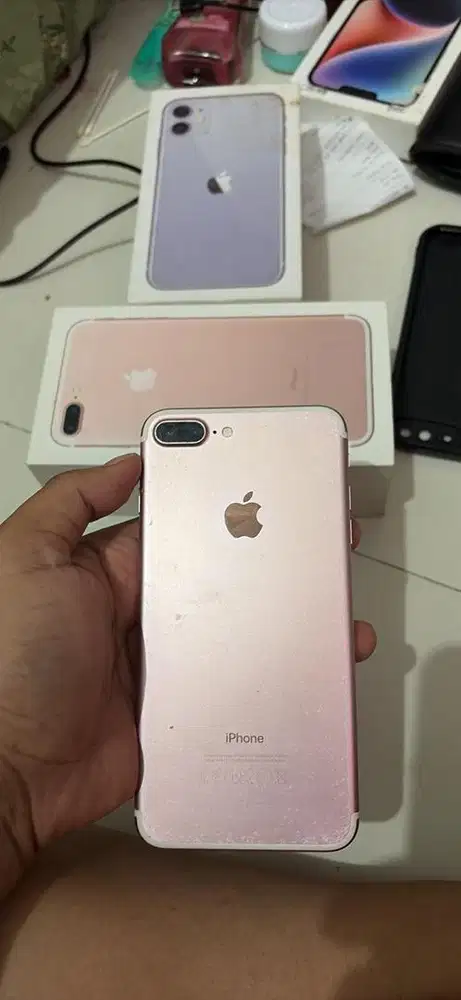 Jual iphone 7+ second nego sampai deal