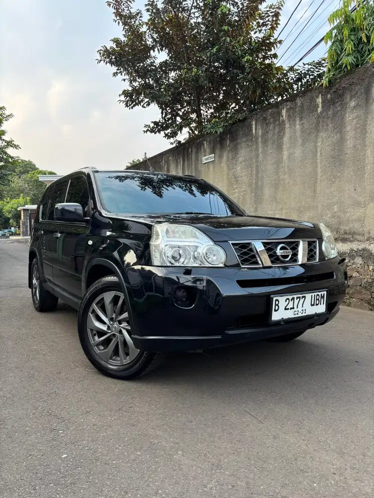 Nissan X-Trail 2010 Bensin