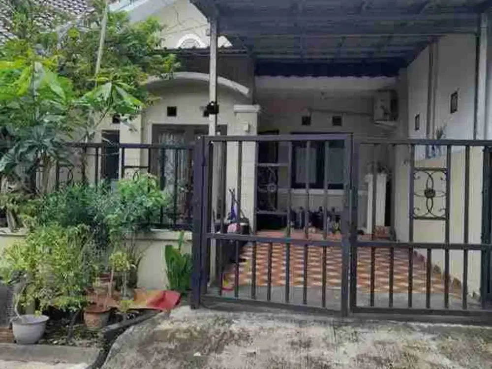 RUMAH BAGUS DI CLUSTER BULEVAR HIJAU, HARAPAN INDAH, KOTA BEKASI