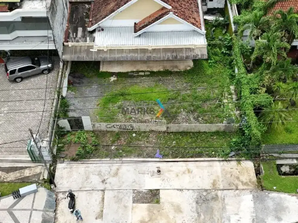 Disewakan Rumah Lama di Poros Jalan Raya Dieng, Klojen Malang