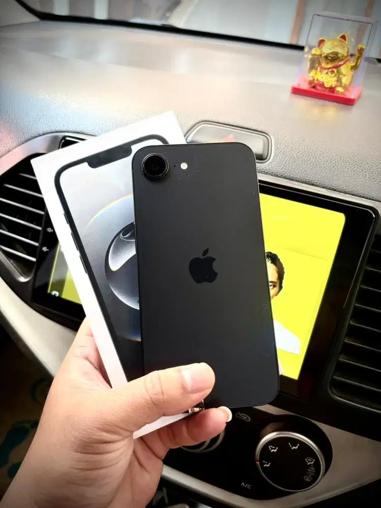 APPLE IPHONE 16E 128GB LIKE NEW