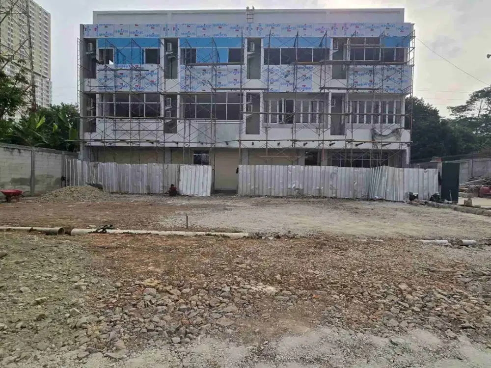 Sewa Ruang Komersial 240 m² Strategis di Babakan Madang Sentul